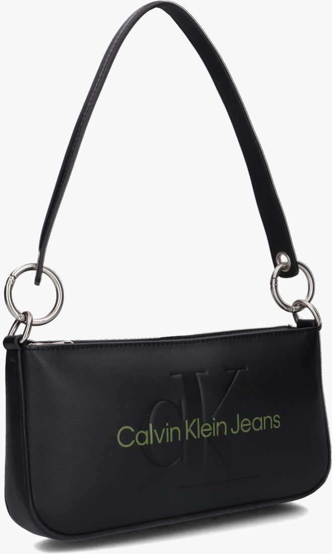 CALVIN KLEIN zwarte calvin klein schoudertas sculpted shoulder pouch25