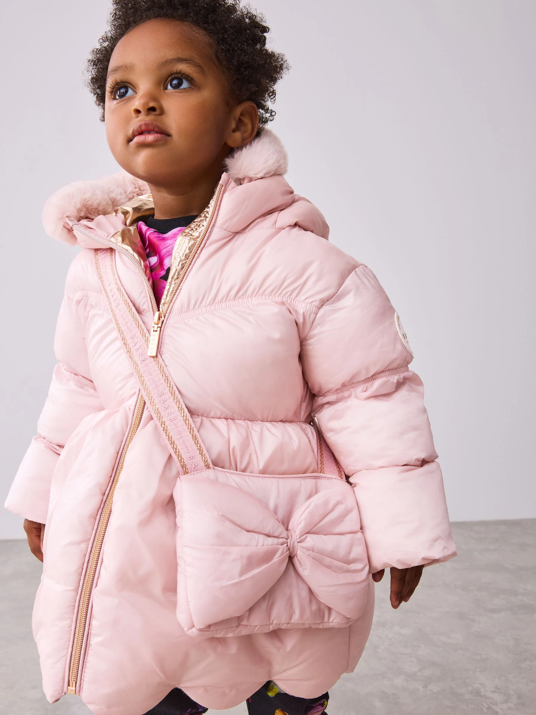Roze - Baker by Ted Baker Regenbestendige gewatteerde jas met geschulpte rand en afneembare tas