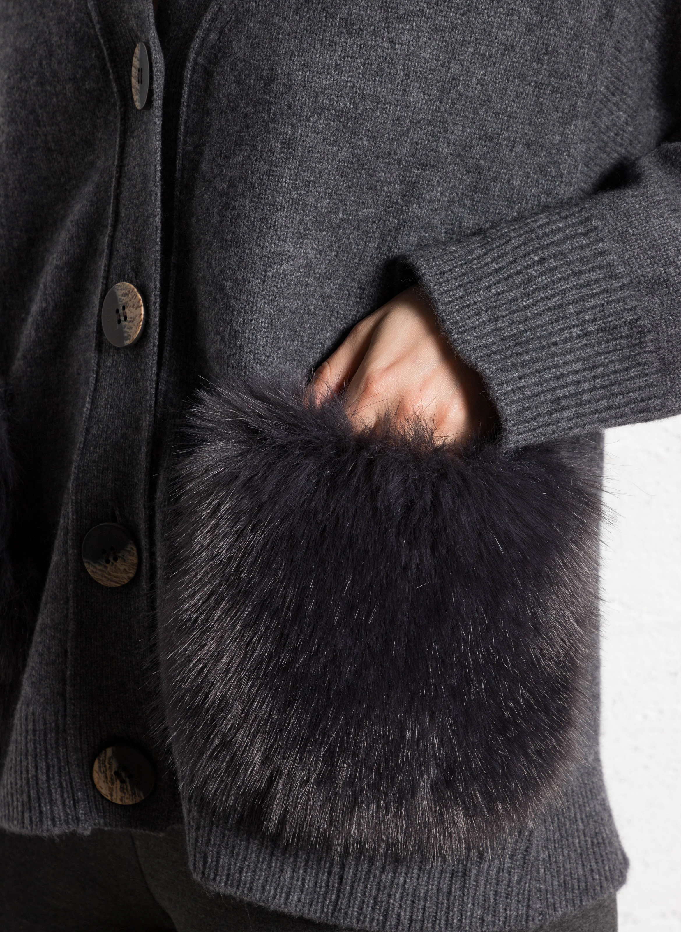 GREGORIA - Cardigan effet fourrure en laine et cachemire | Noir