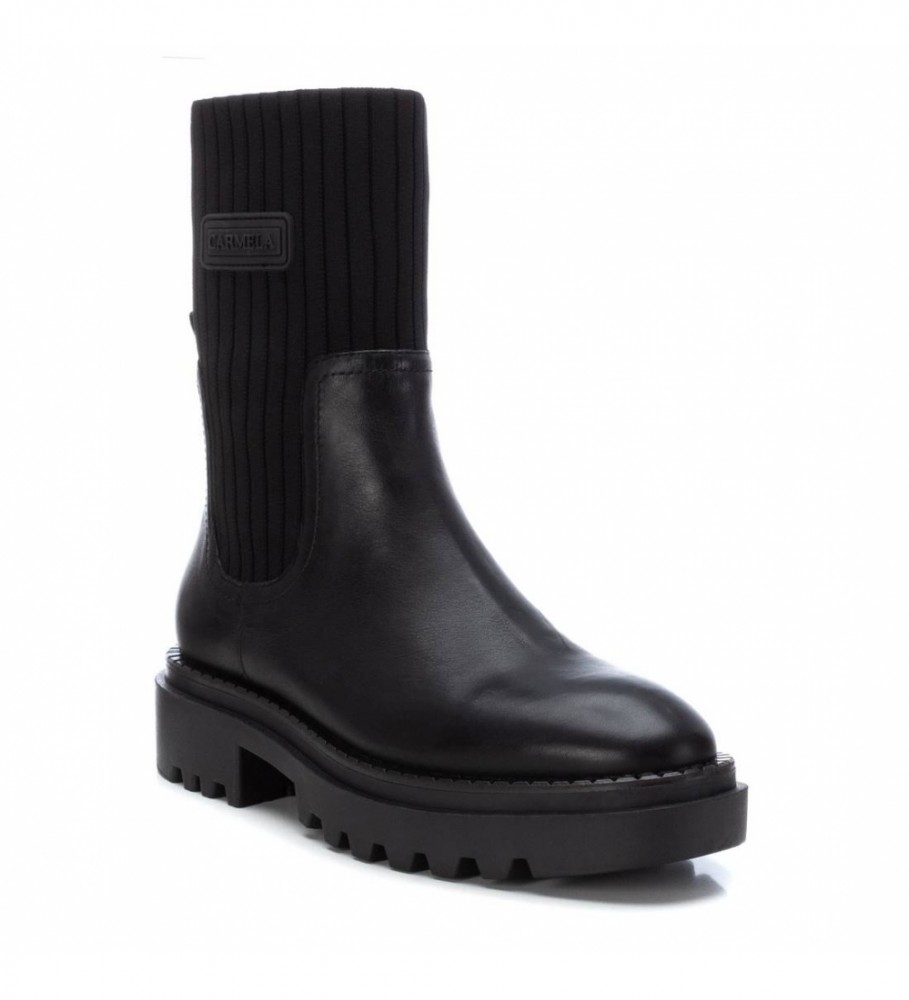 Botas de tornozelo Carmela em couro, modelo 160185, pretas.