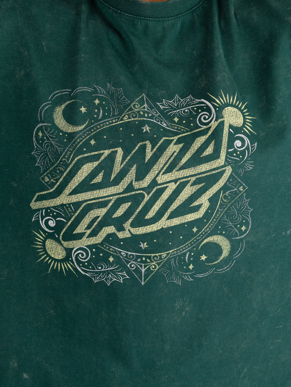 Santa Cruz Ornate Dot Front Oversized T-Shirt emerald acid wash