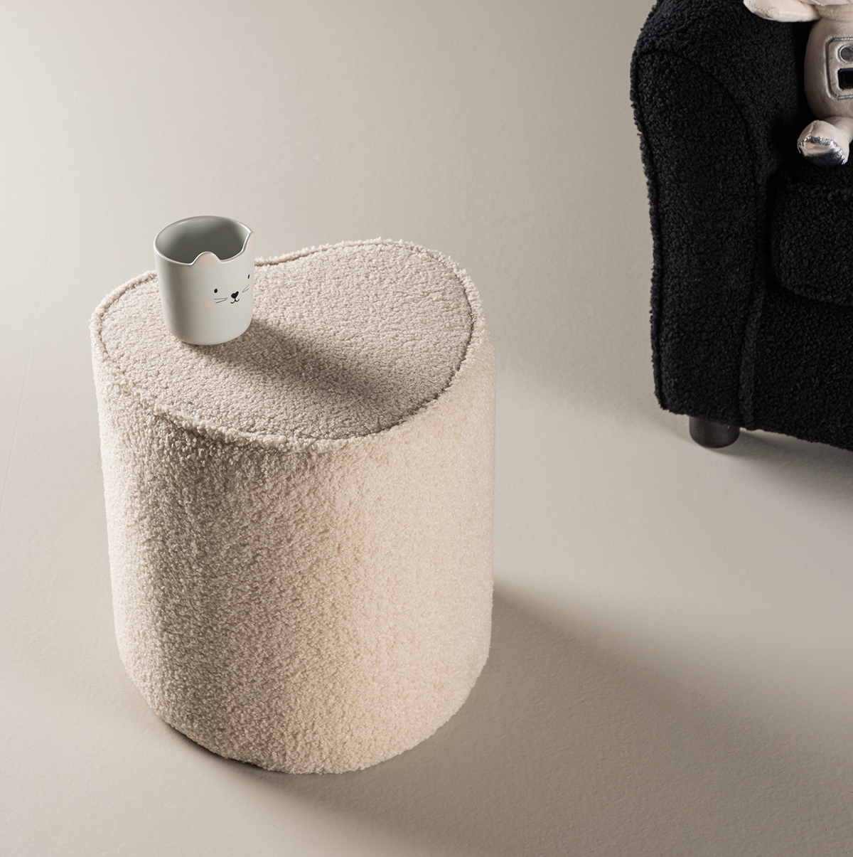 Hartvormige kinderpoef teddystof Jilly Beige