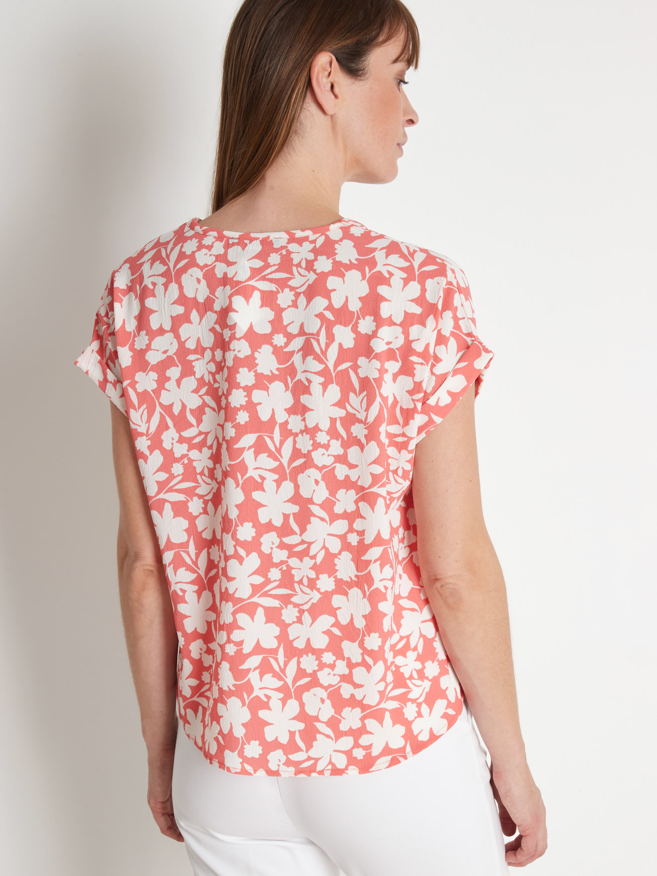 Blouse encolure V avec pli d'aisance