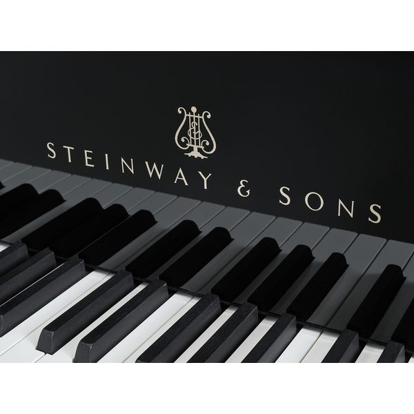 Steinway & Sons L Grand Piano