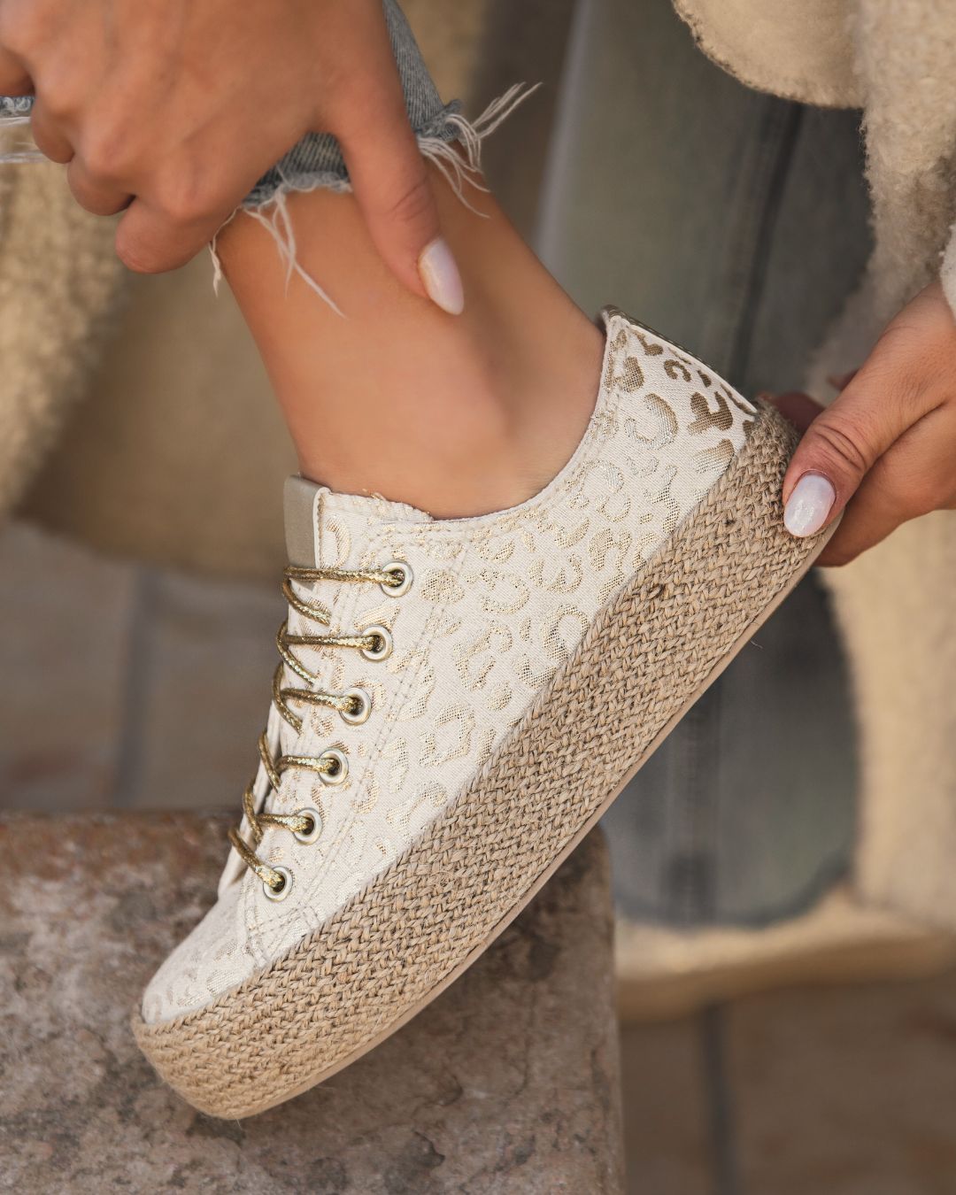 Basket femme dorée léopard en toile espadrille - Alma
