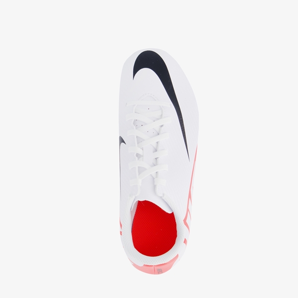 De Nike Vapor 15 Club kinder zaalschoenen wit