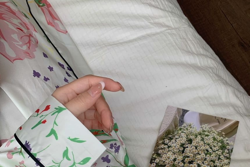 GOUB - Pyjamaset: overhemd met lange mouwen en bloemenprint + broek