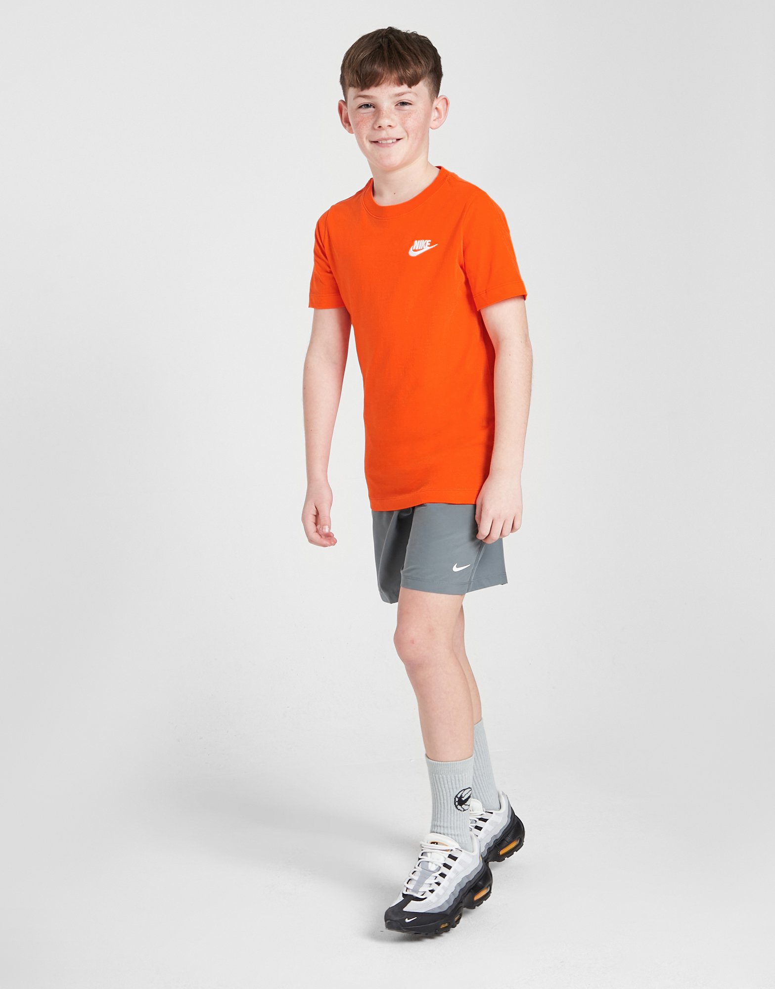 Nike T-Shirt à Petit Logo Enfant
