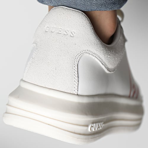 Baskets FM6VIBSUE12 White