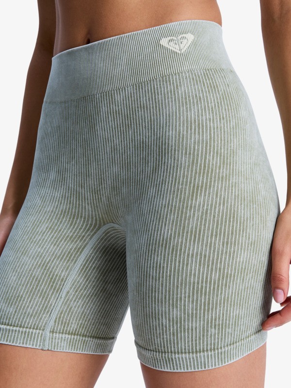 Chillout Seamless Washed Short de sport Vert Femme