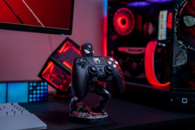 Cable Guys Symbiote Spider-Man controller/telefonholder