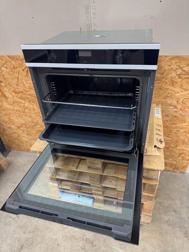 Gram indbygningsovn IO14642-90X