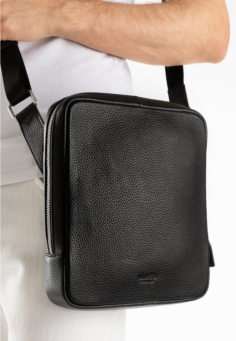 MESSENGER BAG Schwarz