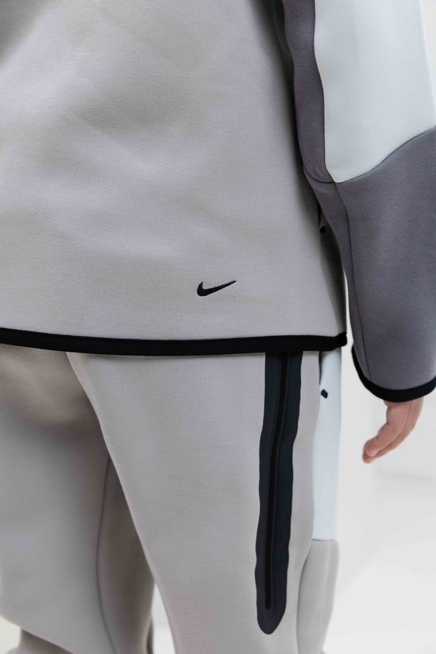 Nike Tech Fleece Trainingspak Kids Beige/Grijs