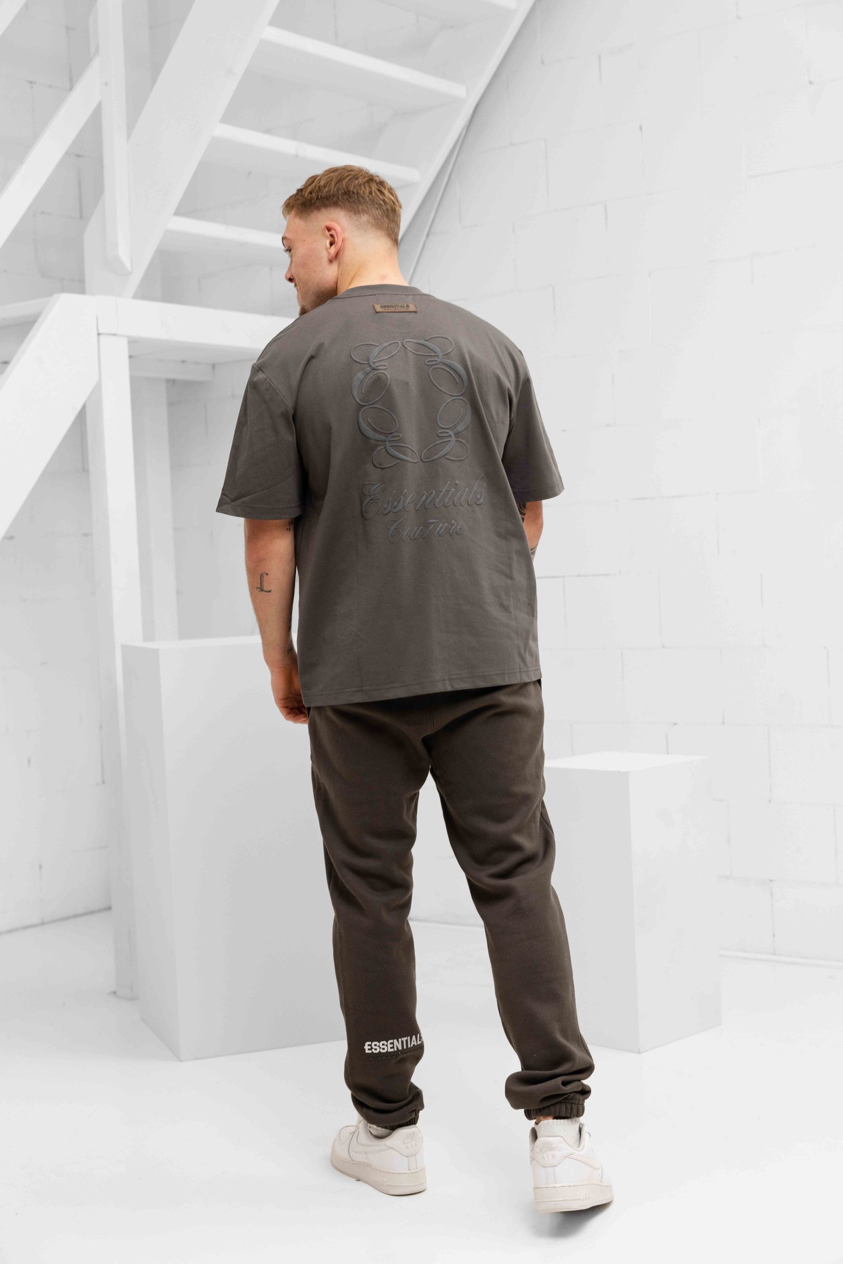 Cou7ure Essentials Classic Logo T-Shirt Heren Donkergrijs