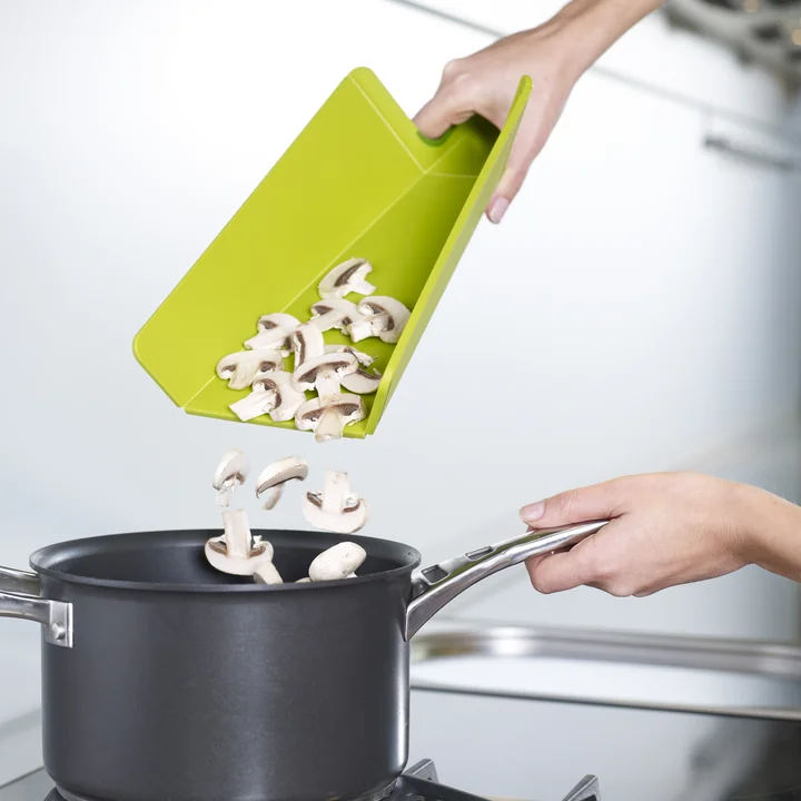 Joseph Joseph - Chop2Pot Plus, klein, blau
