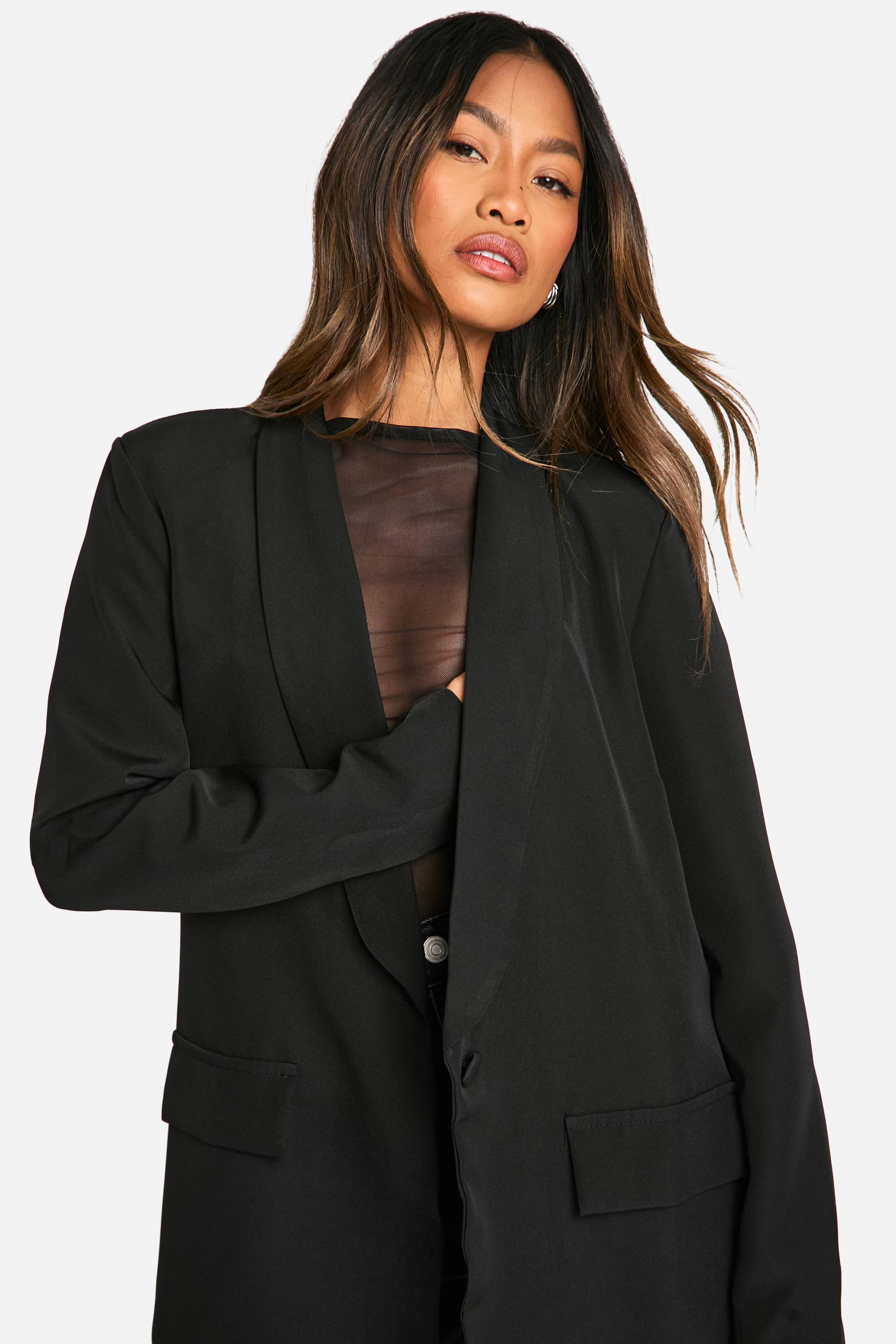 boohoo Blazer oversize à épaules rembourrées et décolleté plongeant