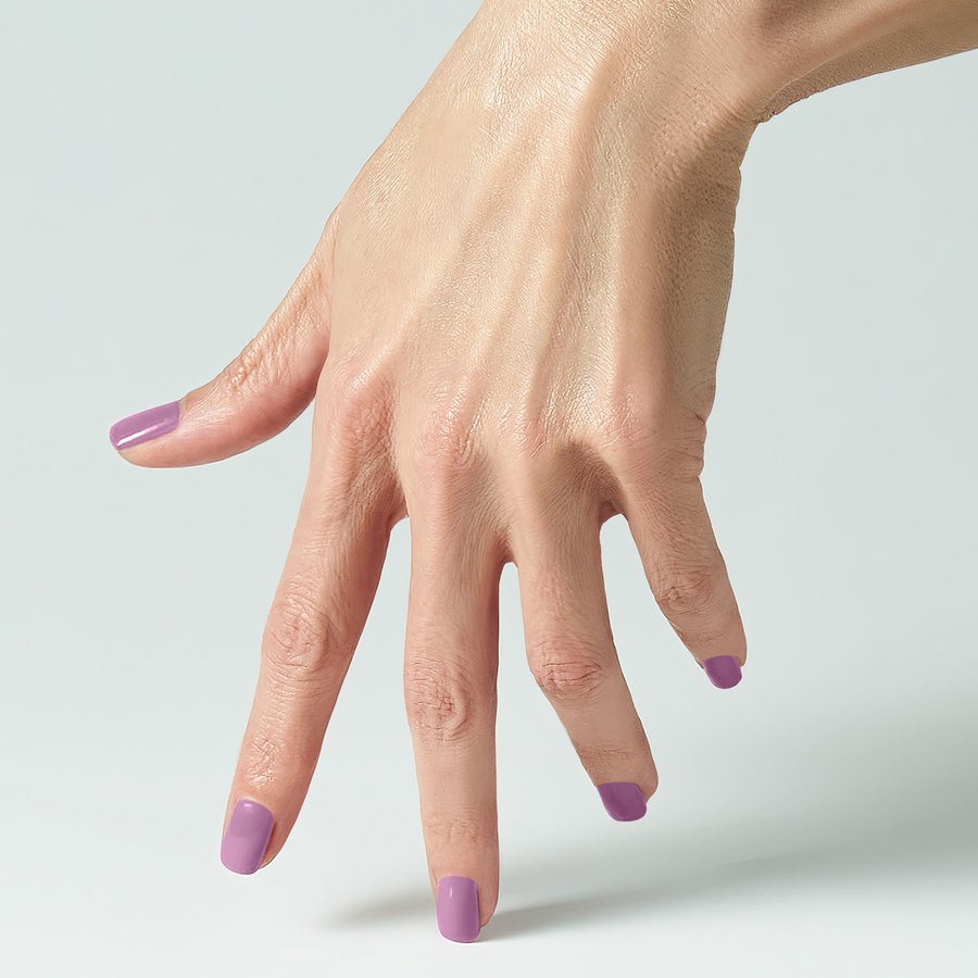 CND VINYLUX Long Wear Polish Ro-Mani-Cize #464 15ml