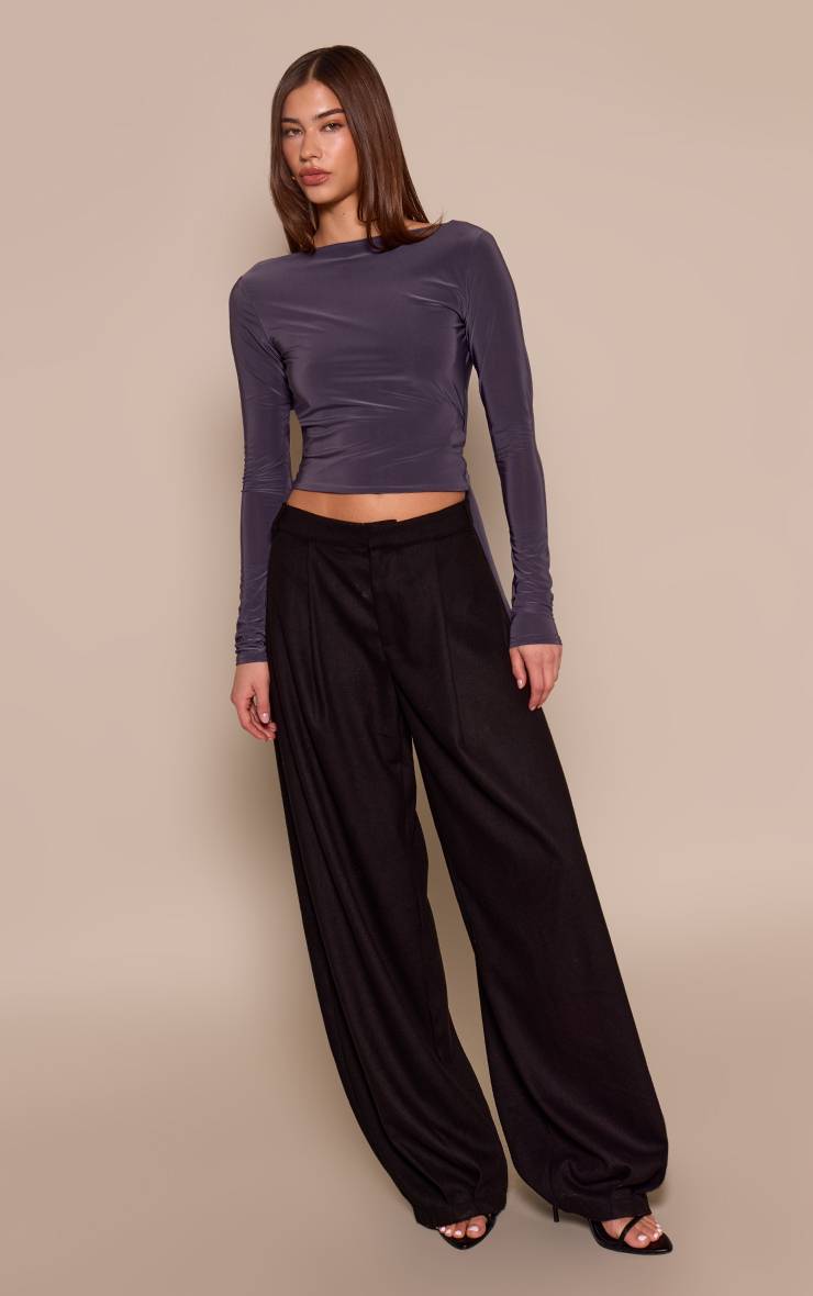 Gris Ardoise Haut À Manches Longues Drapé Asymétrique Dos Ouvert En Tissu Slinky