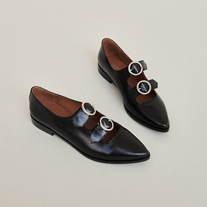 Mocassins pointus à boucles  en cuir noir