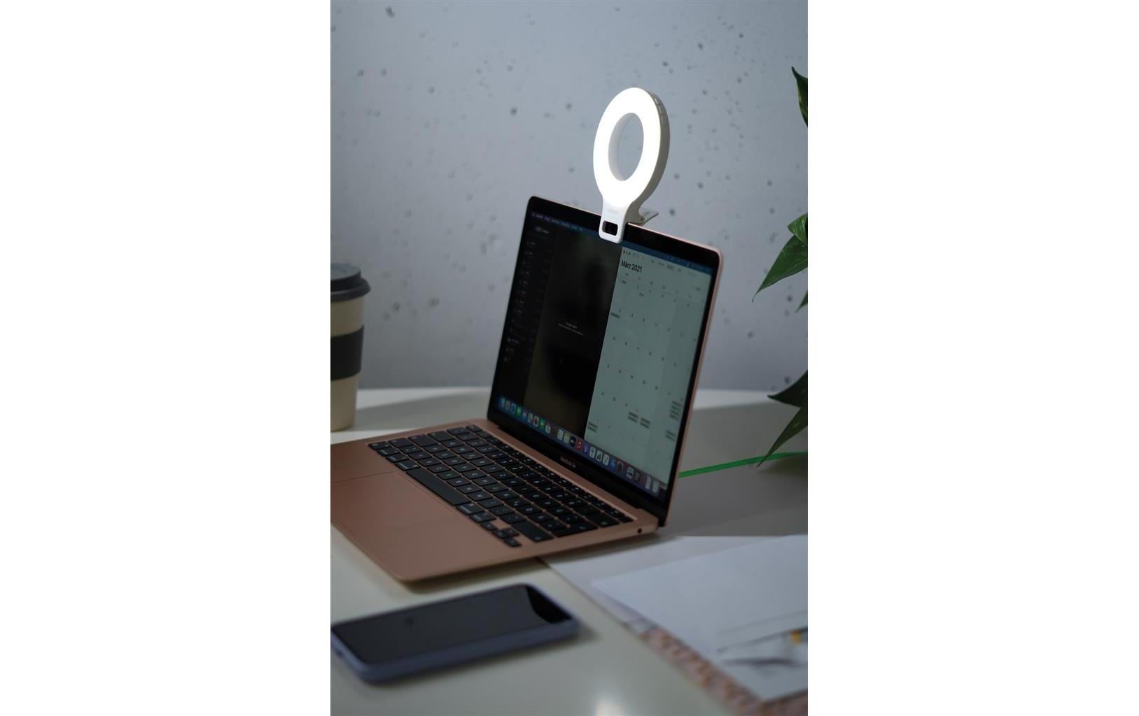Smartphone LED Selfie Ringlicht SLR-9Hochwertig verarbeitetes LED Selfie Ringlicht für einen perfekten Auftritt auf Social Media