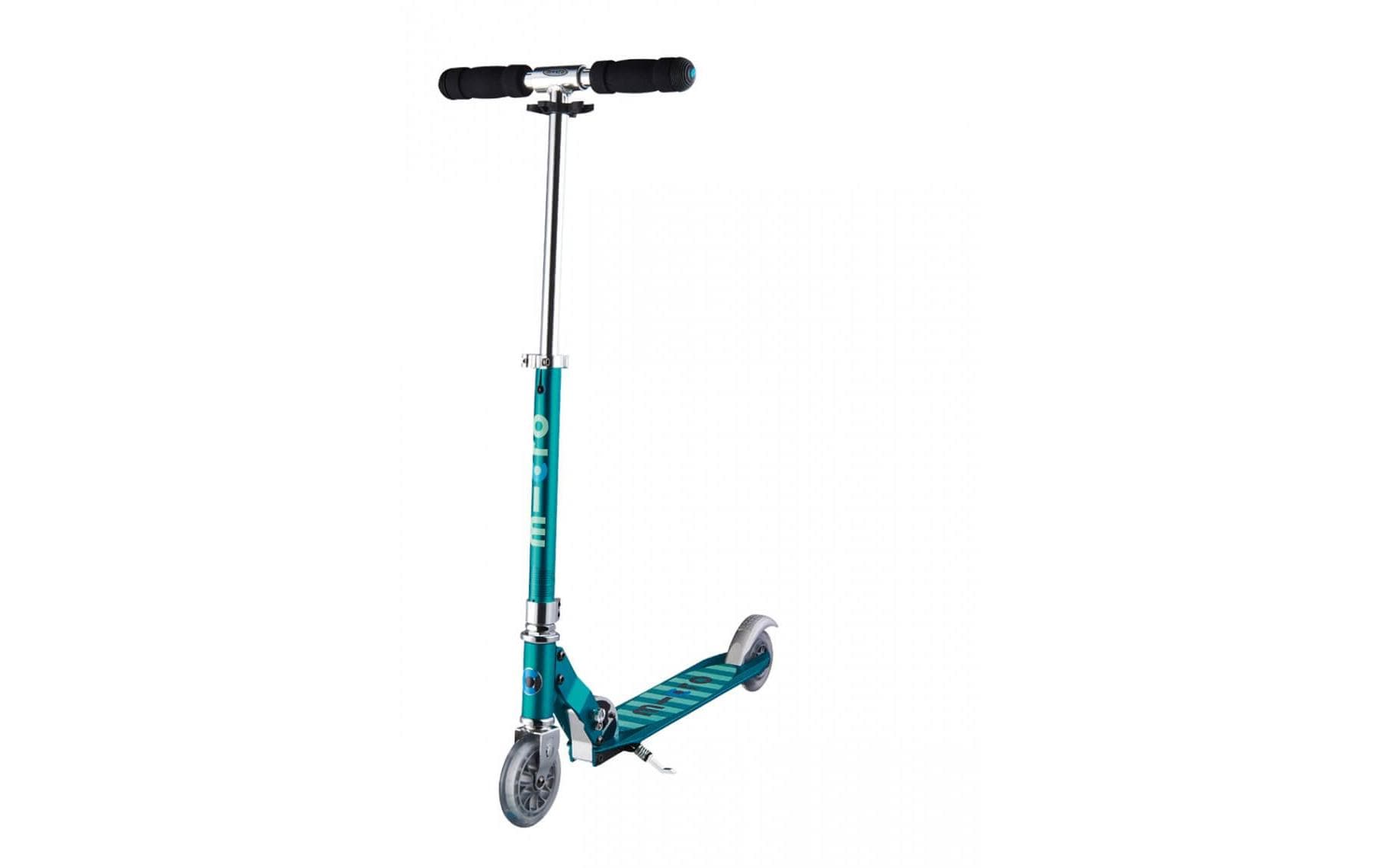 Kickboard Sprite LED Petrol Stripe<br>Der Klassiker unter den Scootern und absolutes Leichtgewicht – ideal für Kinder und Teenager