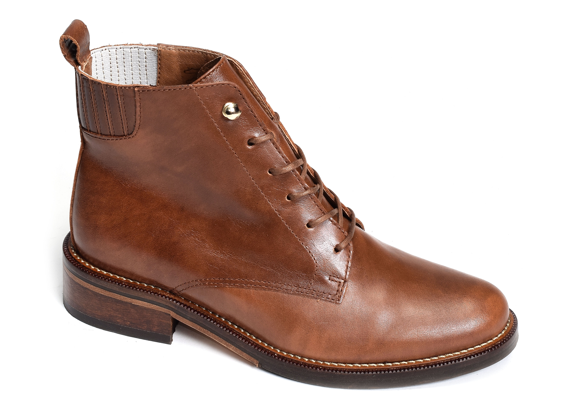 Candide desert boots camel