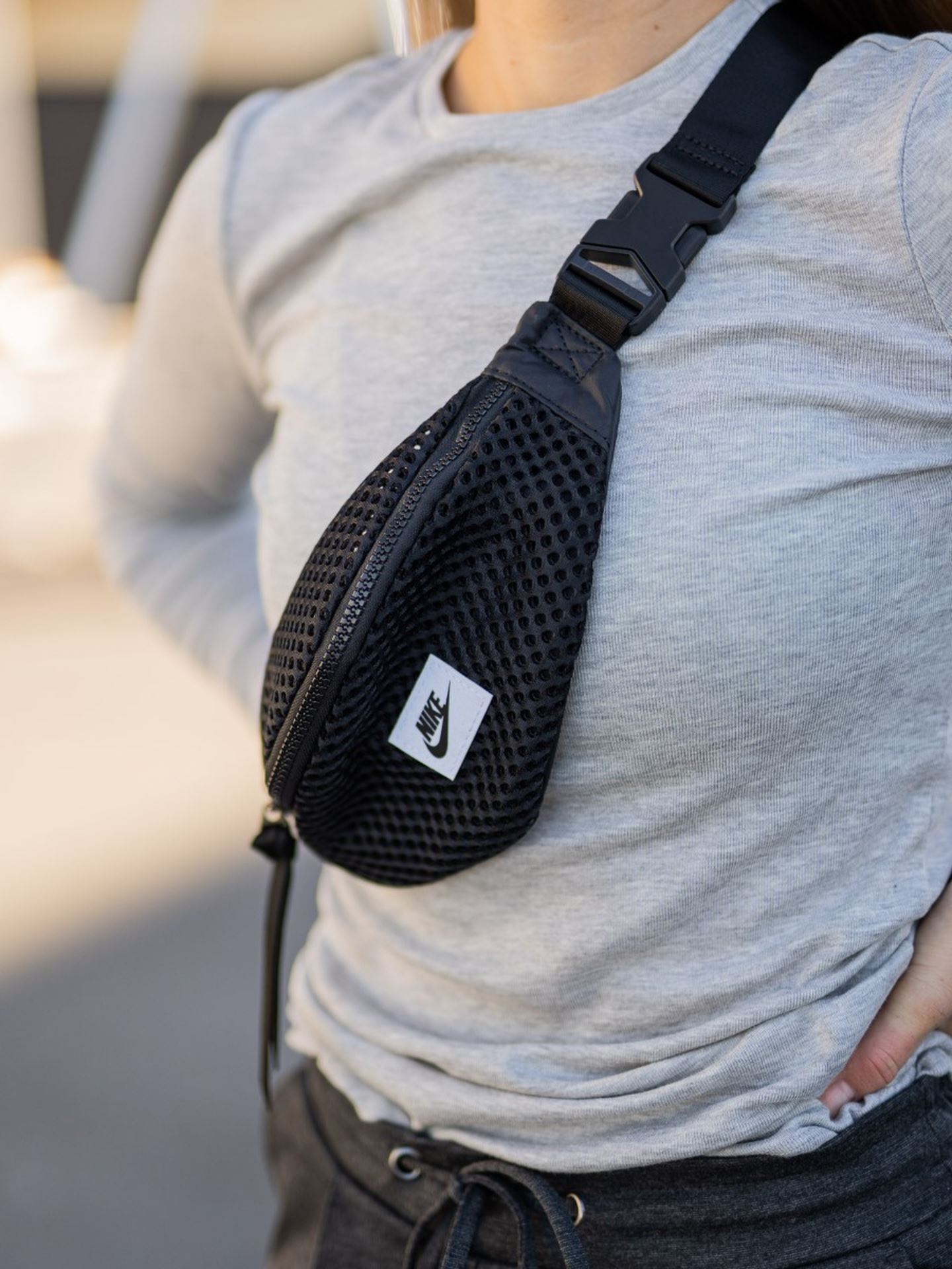 Air Hip Pack