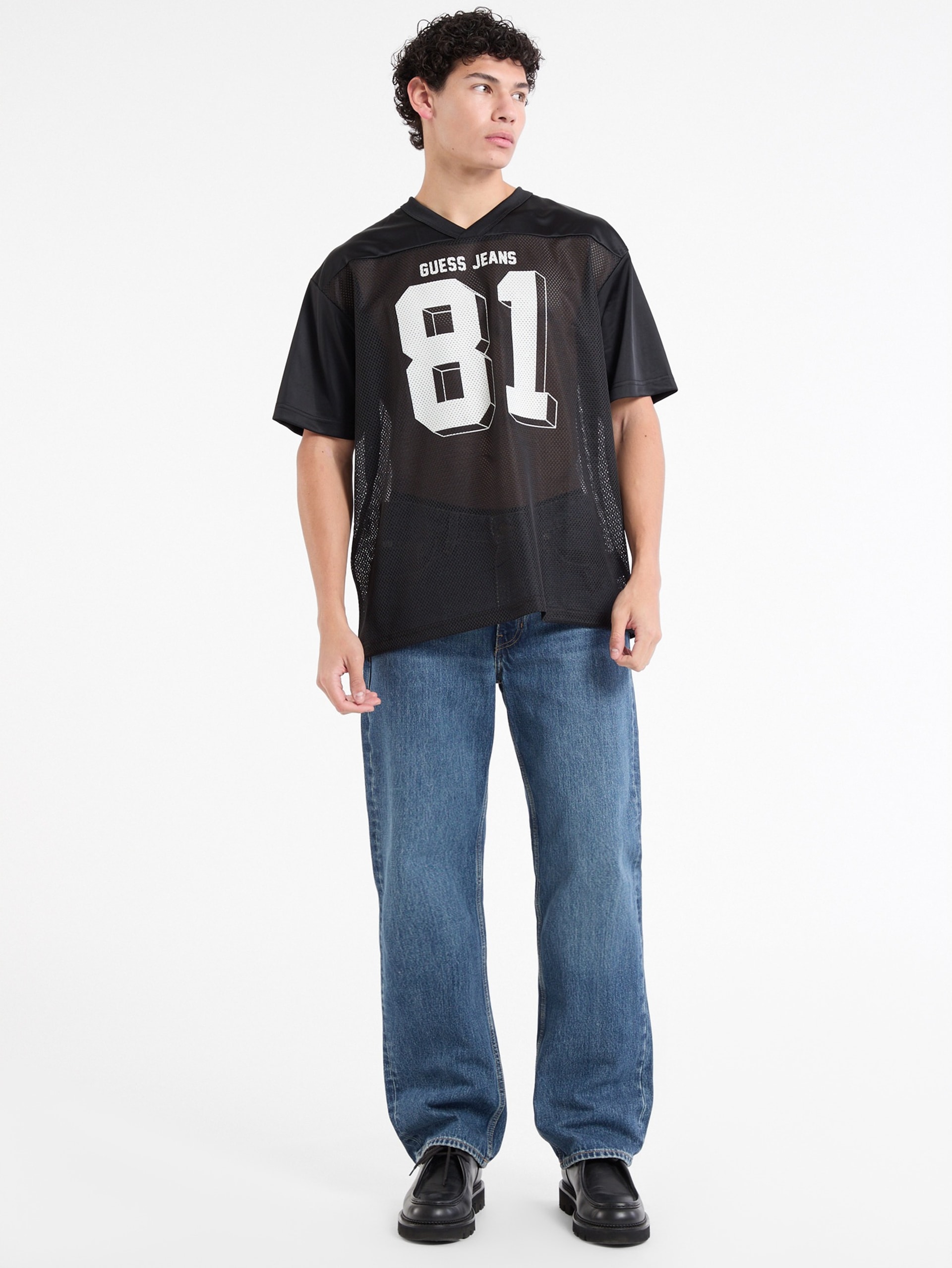 Camiseta de malha com decote em V 81