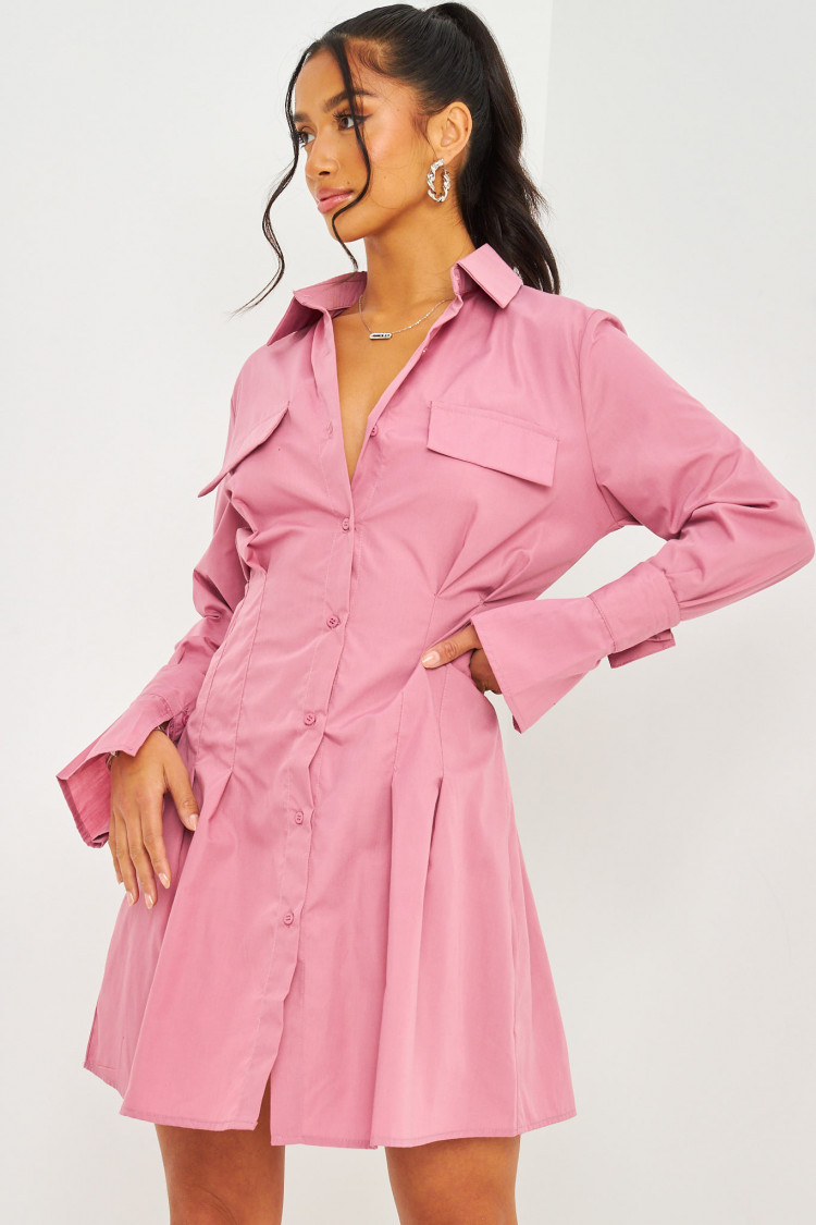 Robe chemise rose cintrée