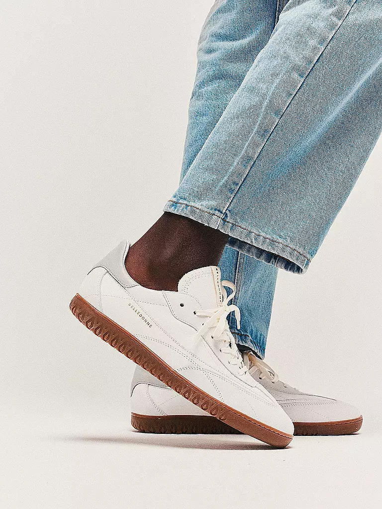BELLEDONNE PARIS Sneaker B7 weiss