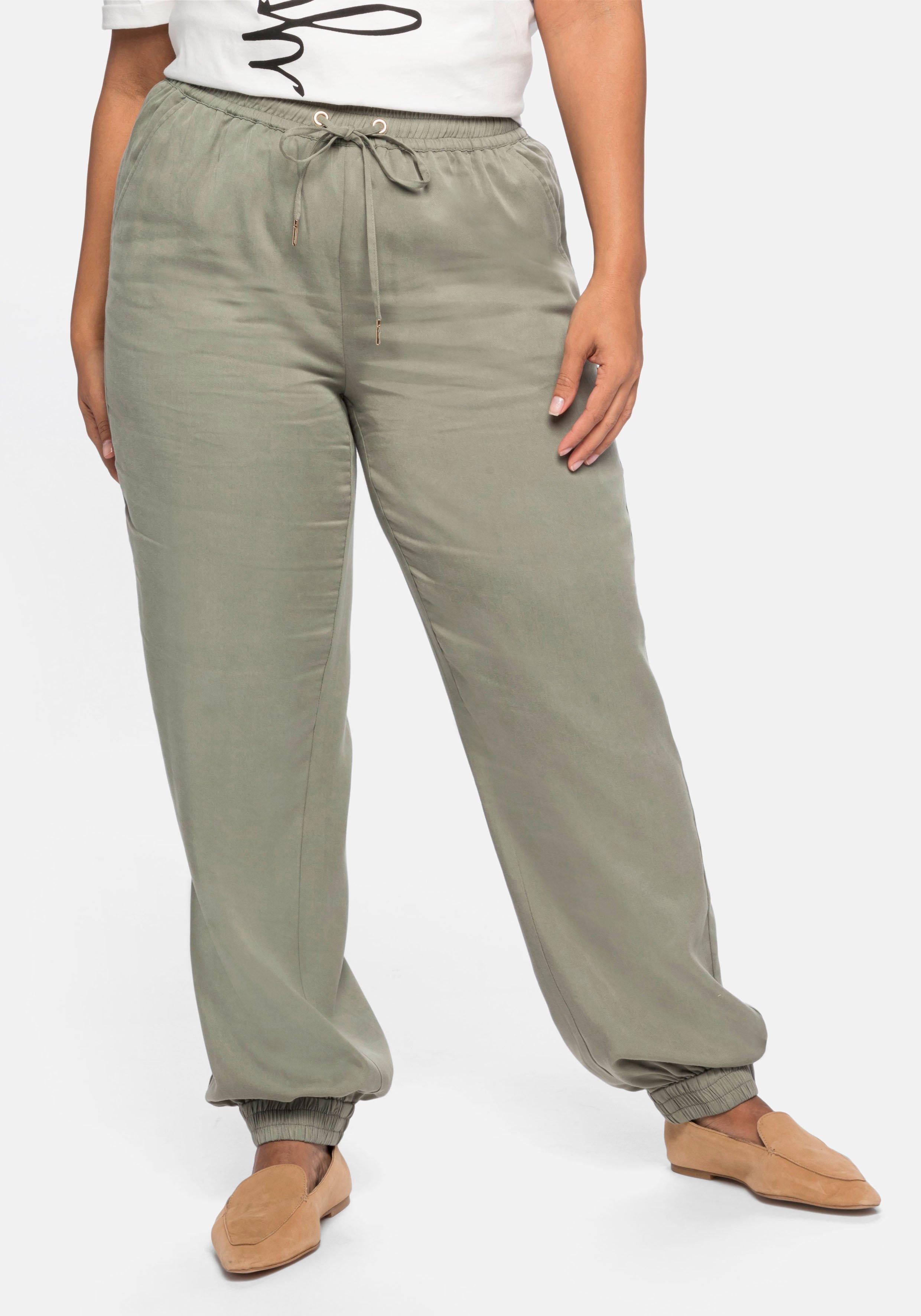 Joggpants mit goldfarbenen Details