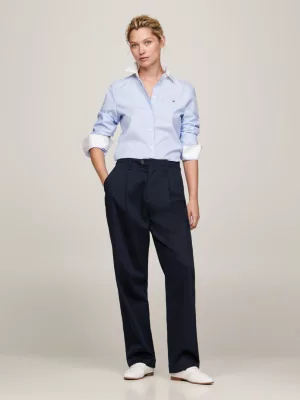 Camisa de corte regular com gola contrastante