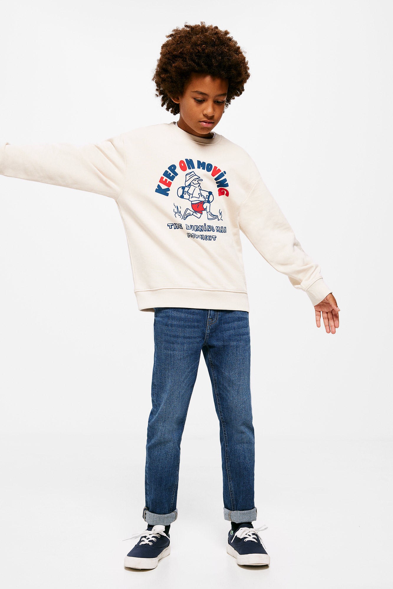 Calças jeans escuras para meninos