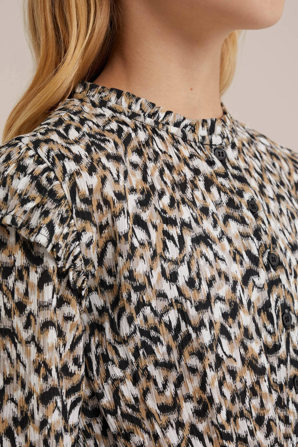 WE Fashion blousejurk met all over print en ruches beige/zand/zwart