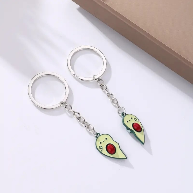(2er Set) Avocado Herz Schlüsselanhänger Couple Handtaschen Accessoire mit Spaltring für Liebespaare / Freunde - Grün