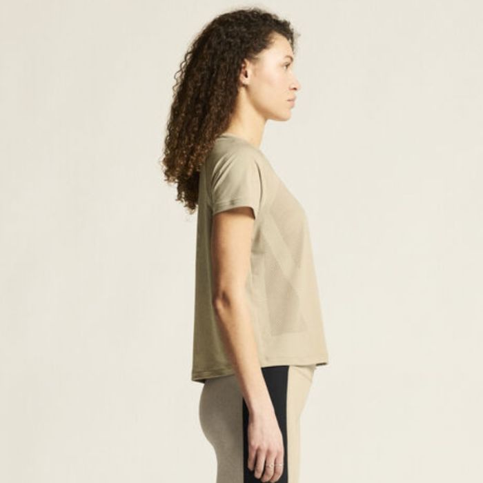 Craft Adv Tone Perforated Tee Brun