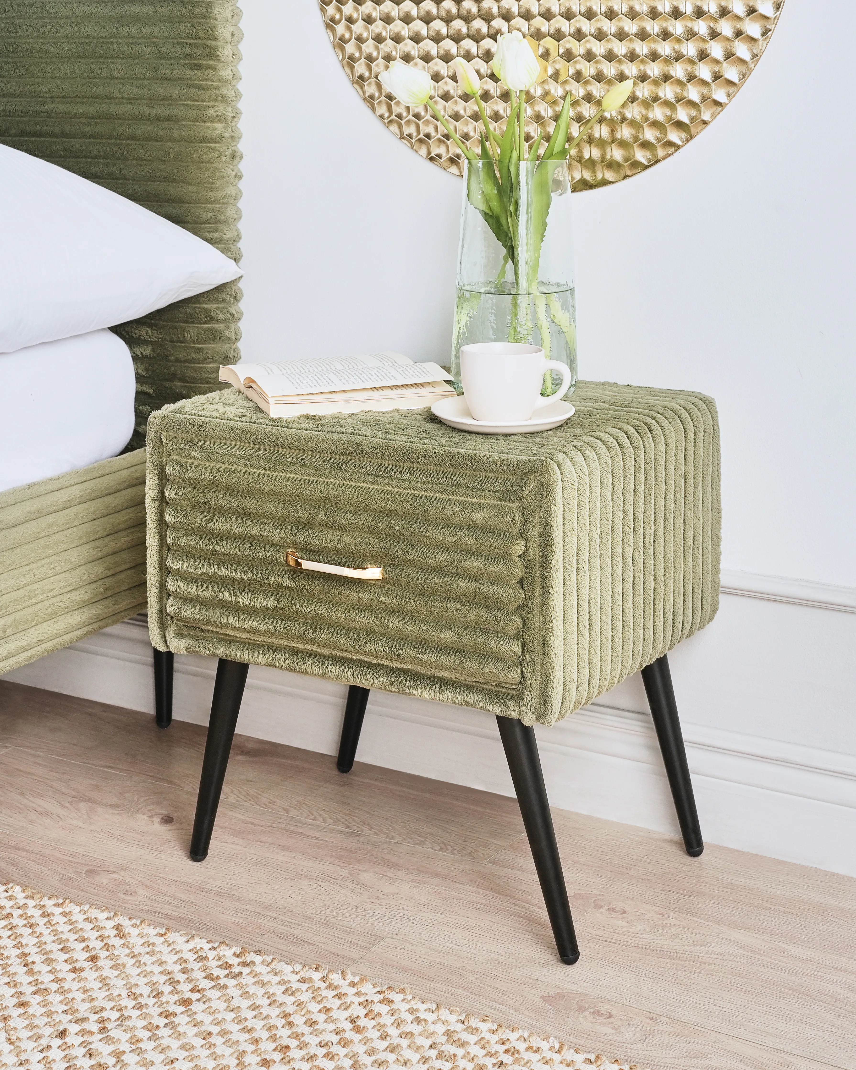 Nachtkastje met 1 lade FLAYAT Corduroy Groen