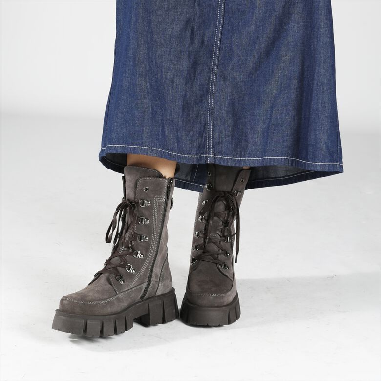 Escape Lace Up HI Warm