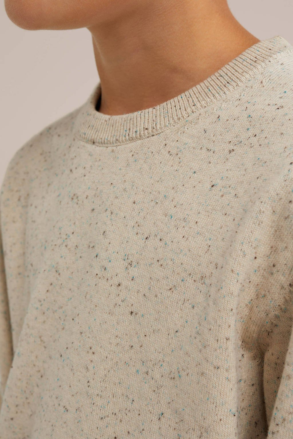 WE Fashion sweater