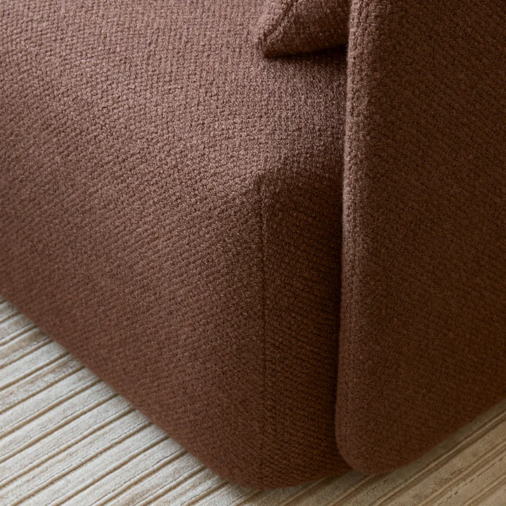 Audo - Offset Sofa, 2-Sitzer, gold (Audo Bouclé 06)