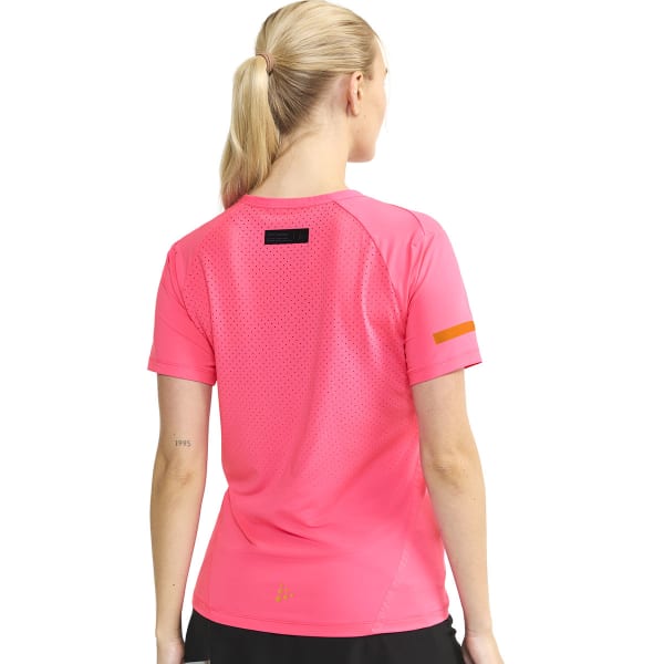 T-shirt running CRAFT PRO HYPERVENT TEE 2 W FUCHSIA
