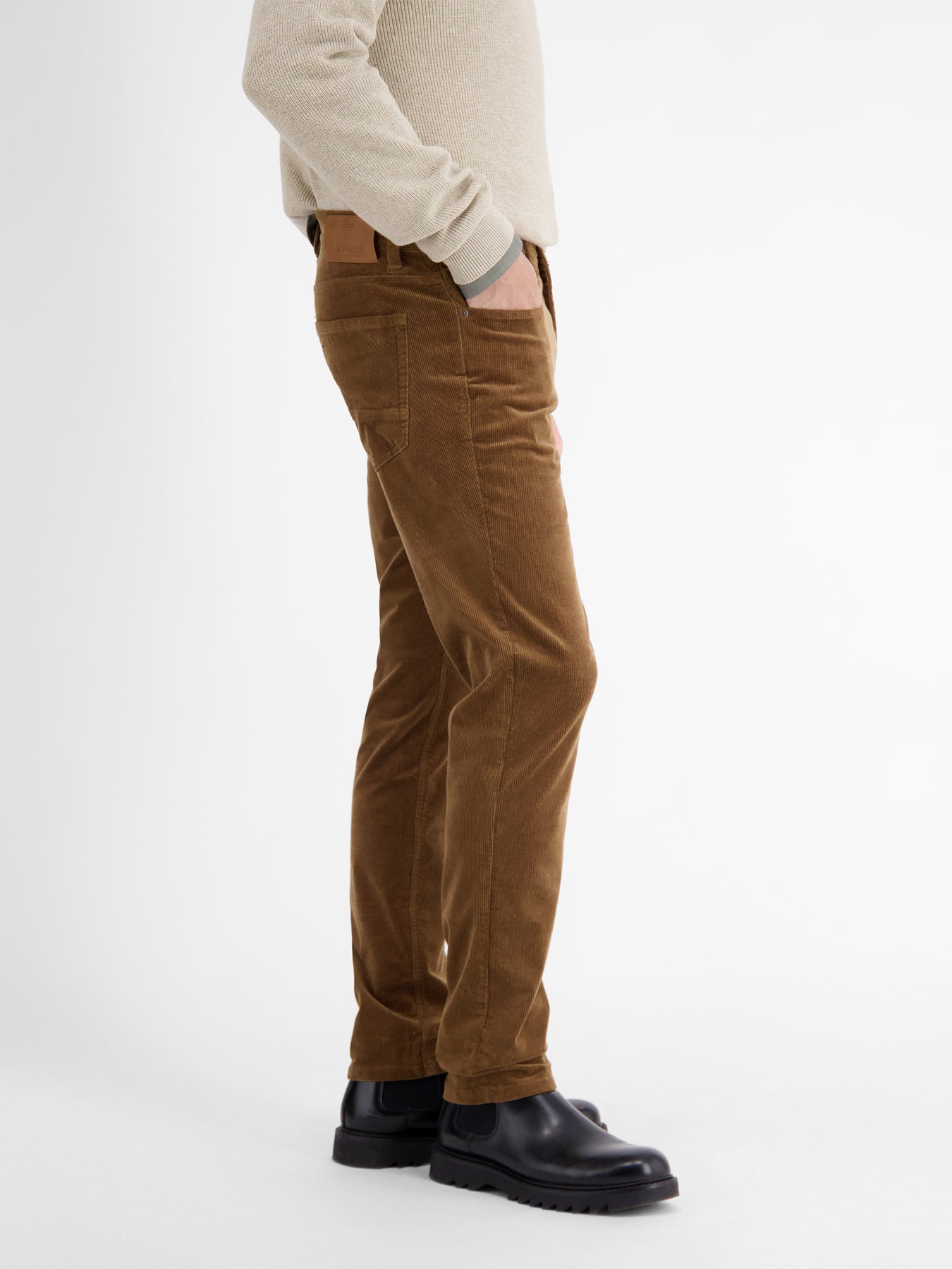 Cordhose, SLIM FIT, modisch und lässig