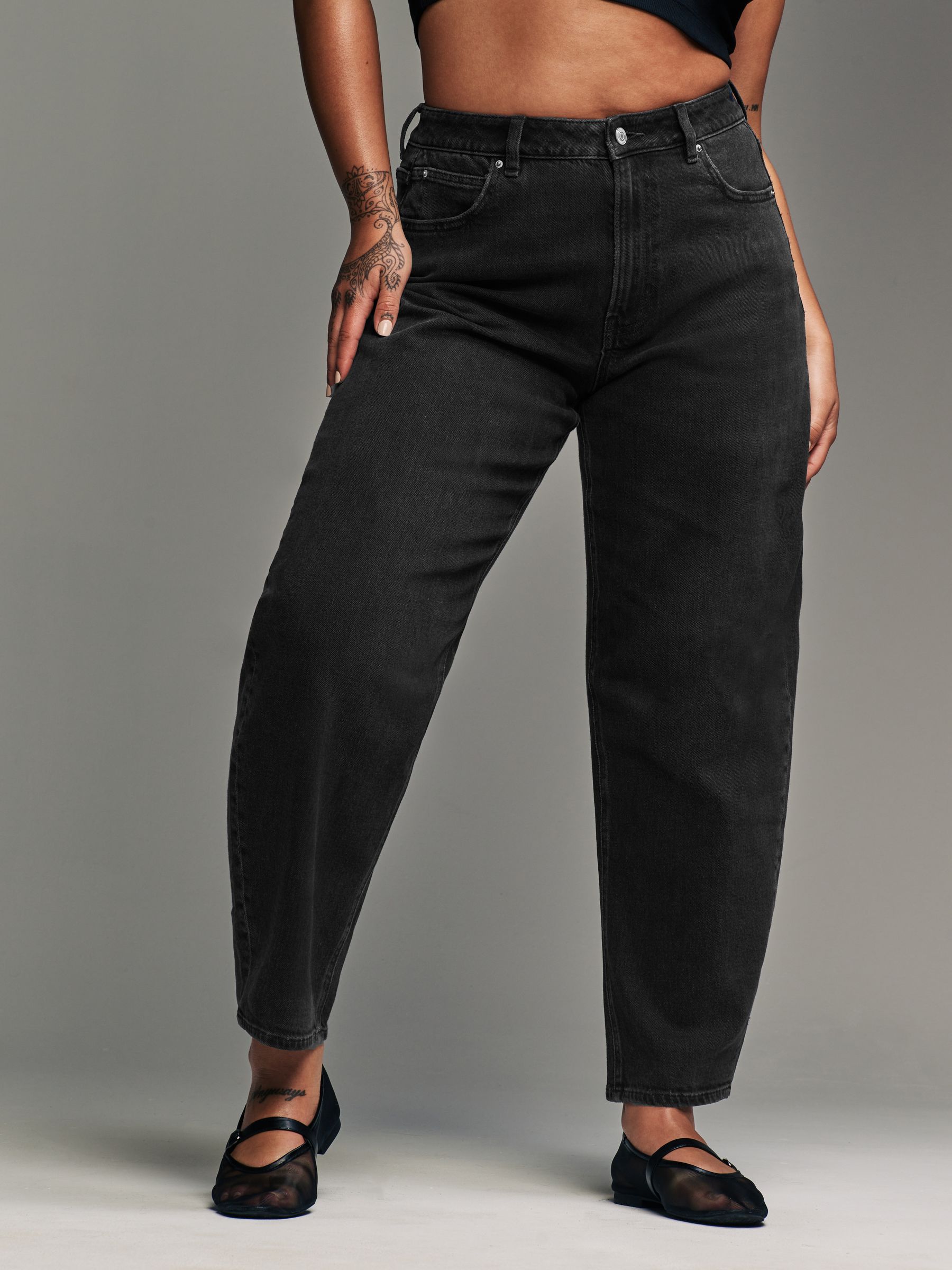 Zwart - Authentic Barrel Hourglass Jeans