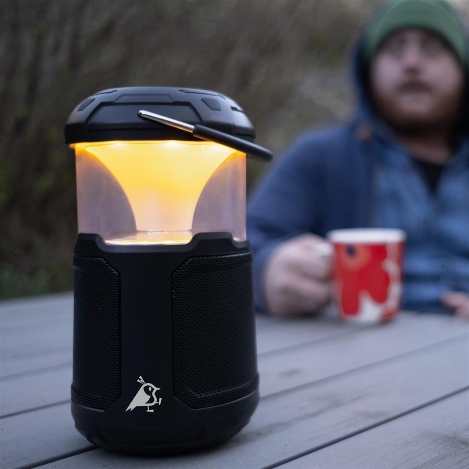 Aqiila - Soundbird B10 - Dæmpbar LED lampe med højttalere