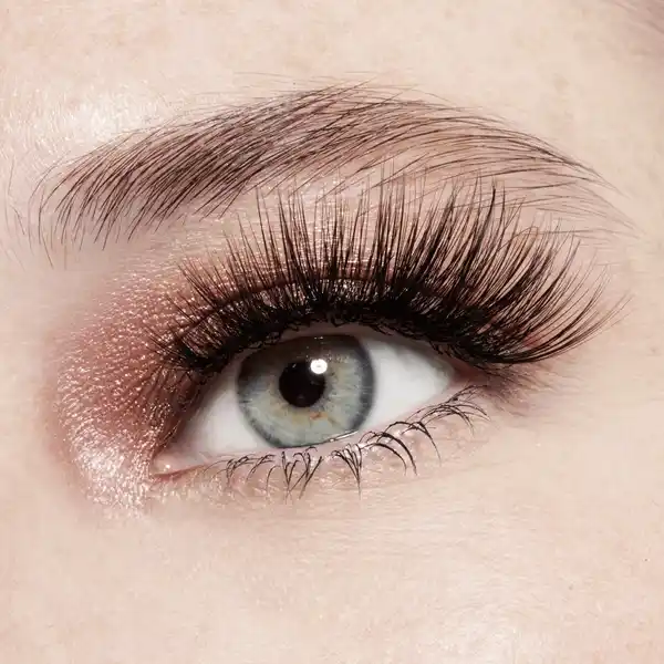 8D Lashes To Kill 020 Cat-Eye-Look