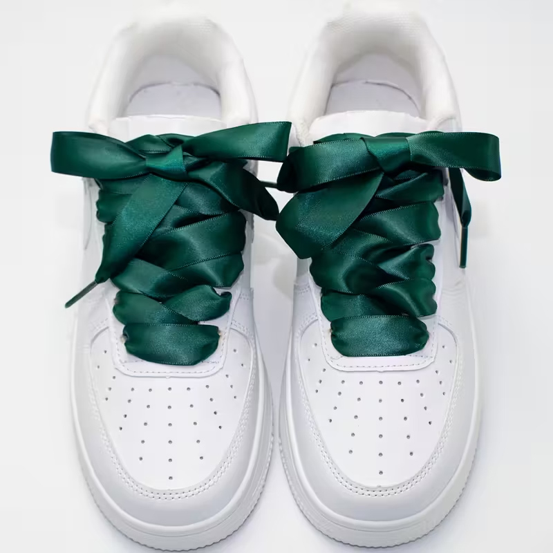 (1 Paar) 120cm Breite Satin Schnürsenkel Klassische Sneaker Schuhbändel - Grün