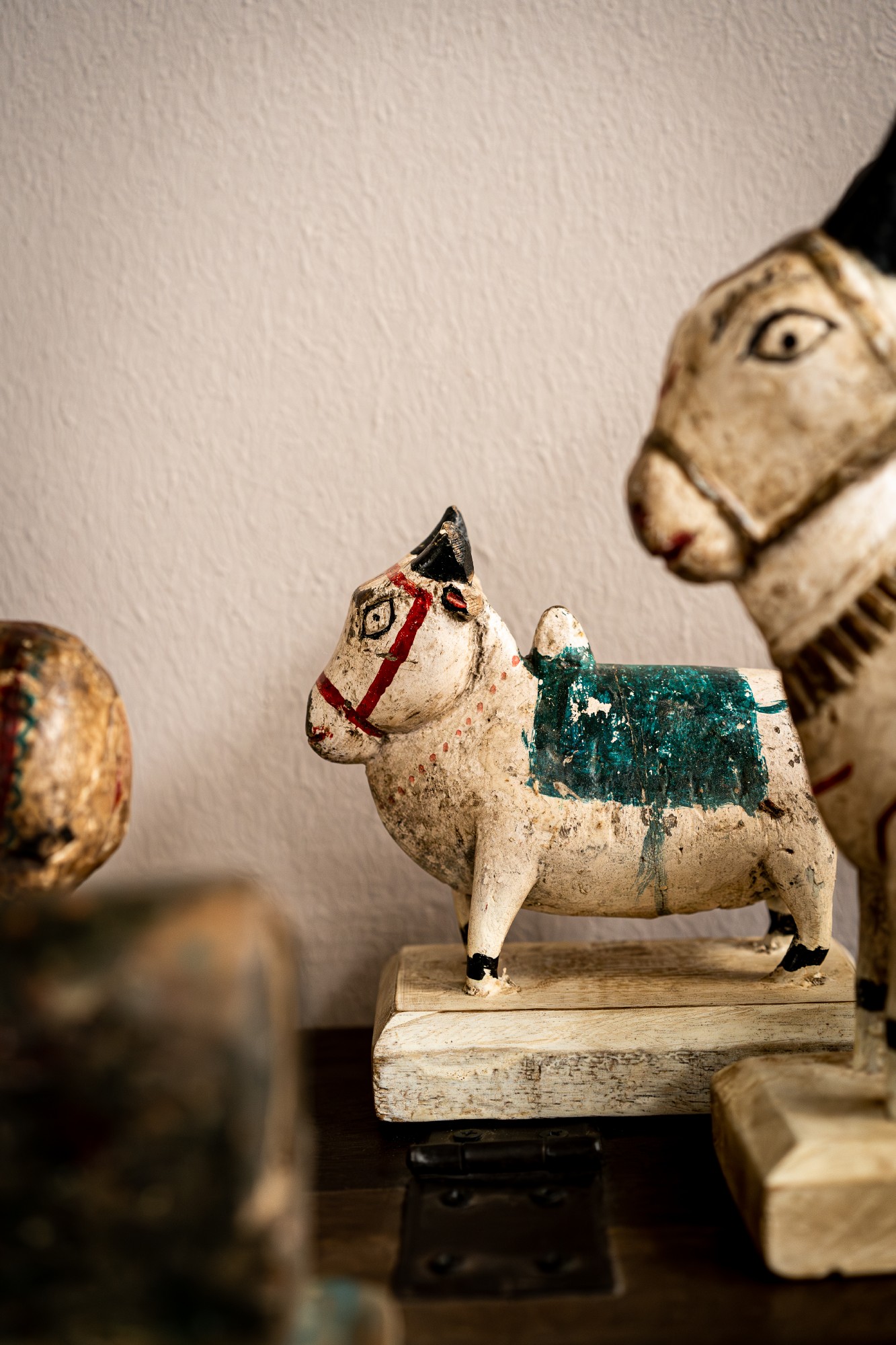 Antike Holzfigur-Unikate 'Nandi', Form, Farbe und Maße variieren von fischer's lagerhaus