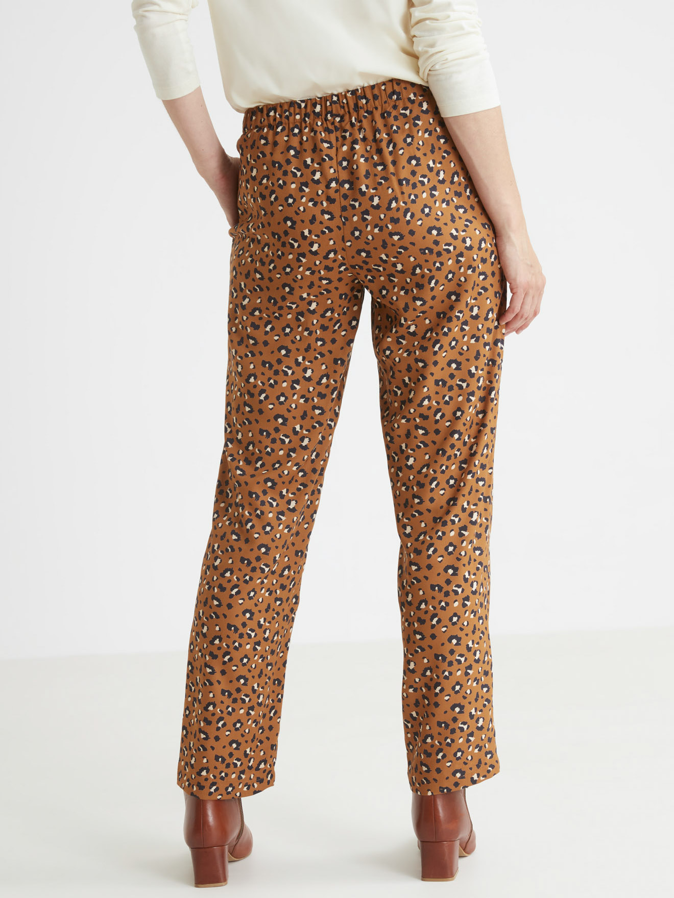 Pantalon entièrement élastiqué
