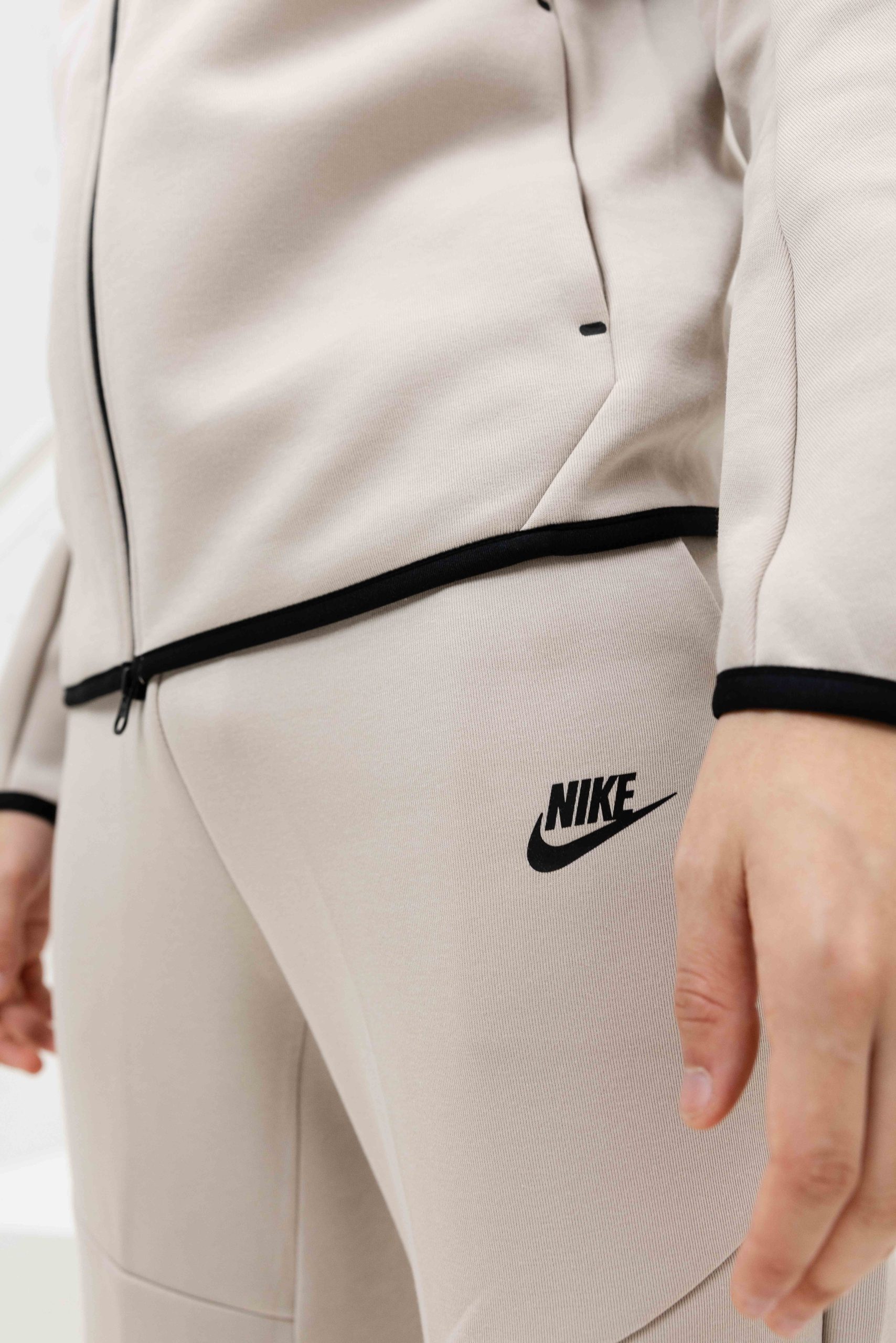 Nike Tech Fleece Trainingspak Heren Beige/Zwart
